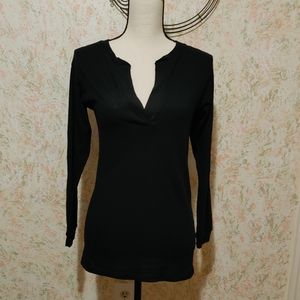 NWT C&C California V Neck Long Sleeve Top
